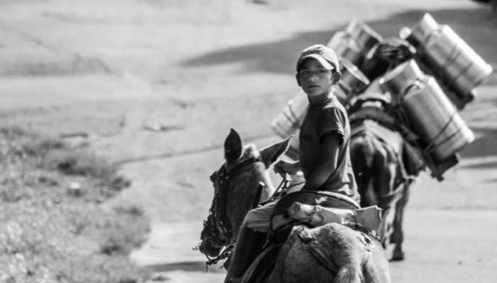 las vías tienen la economía del Caquetá coqueteando con el borde del abismo. Fotografía kamilo Ardila